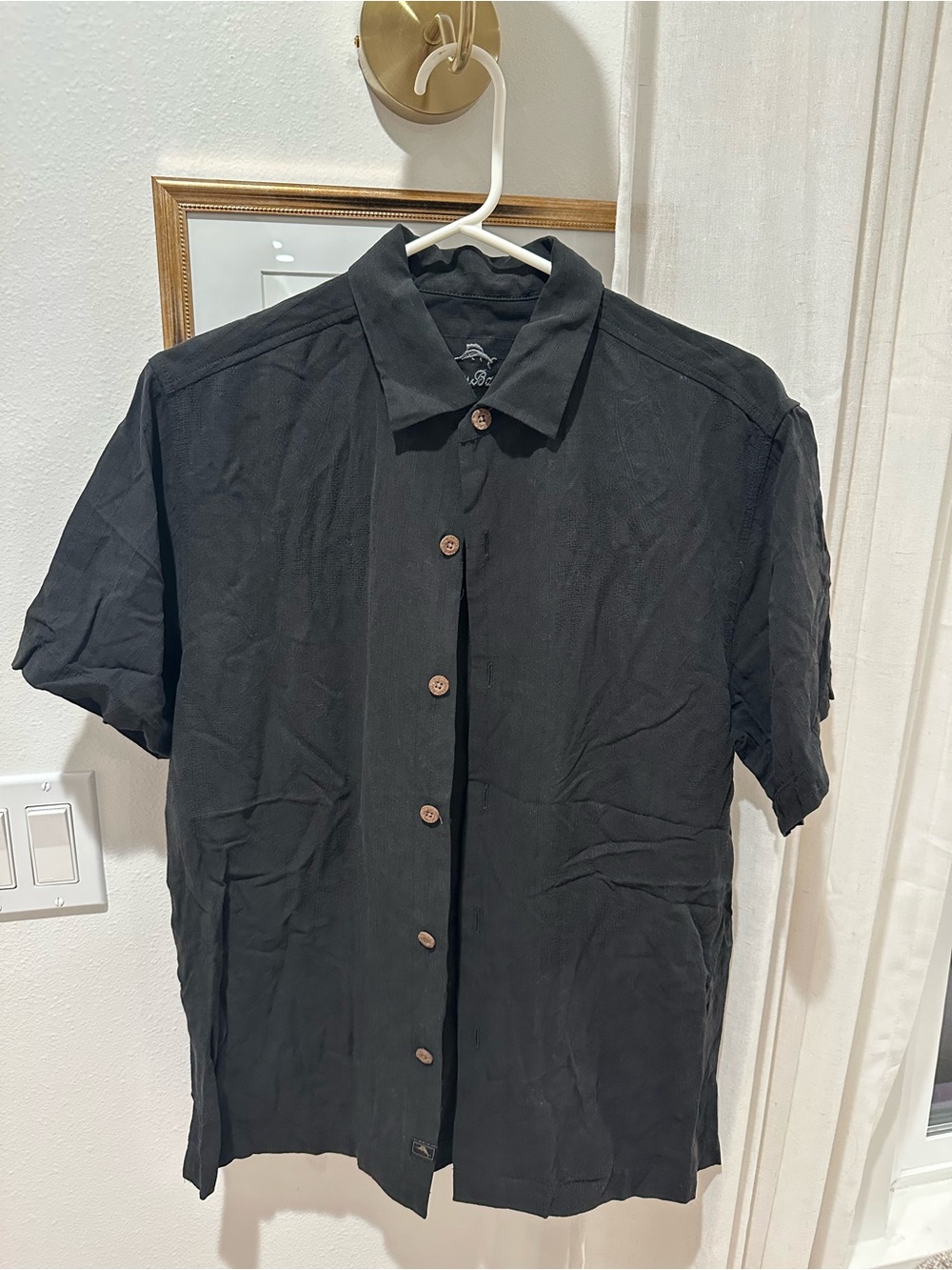 Tommy Bahama Men's Black Short-Sleeve Lightweight Shirt